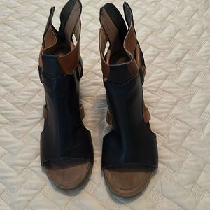Diba true super cute and comfortable size 81/2 genuine, leather